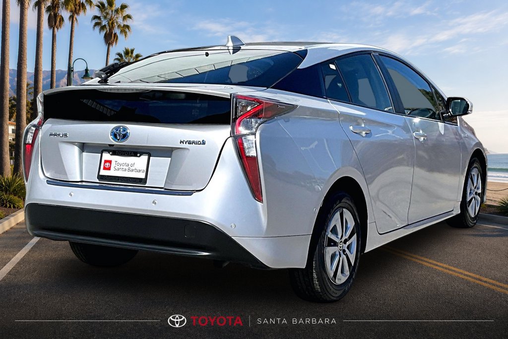 Used 2016 Toyota Prius Four w/ Advanced Technology Package FWD image 5
