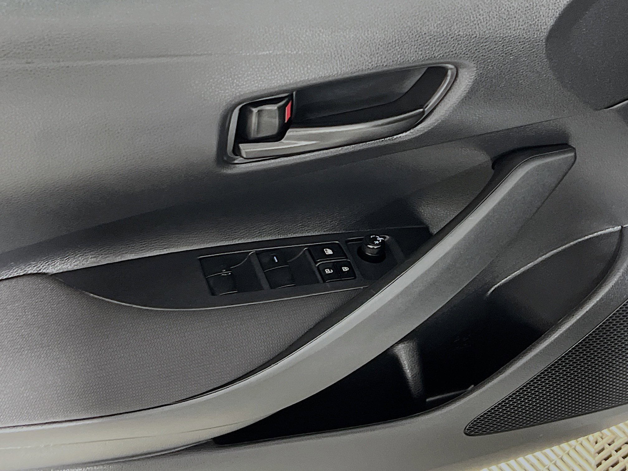 Used 2023 Toyota Corolla LE image 17