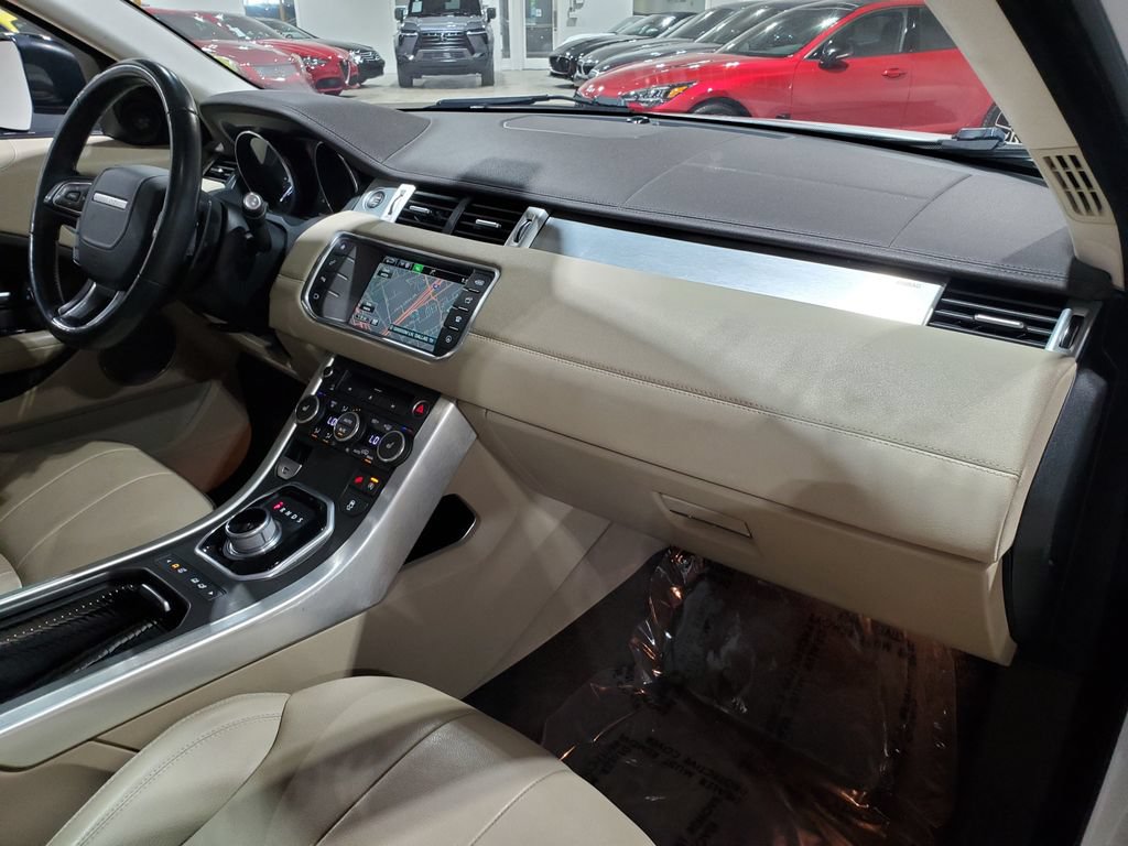 Used 2016 Land Rover Range Rover Evoque SE Premium AWD/4WD image 15