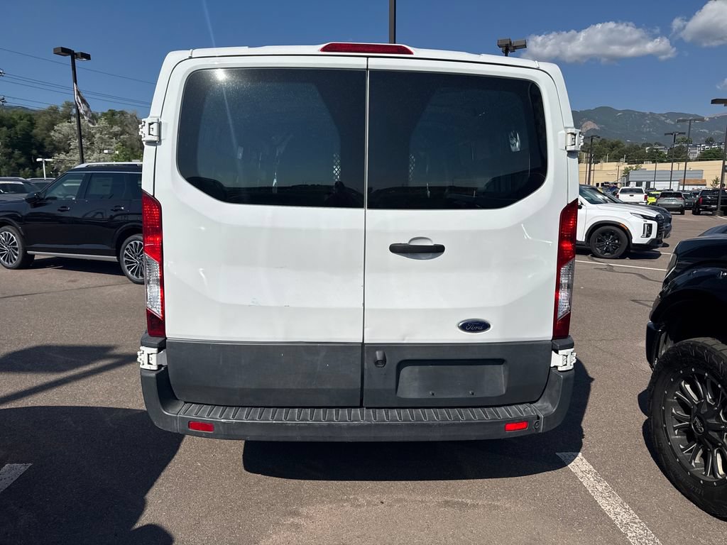 Used 2018 Ford Transit 250 130 Low Roof w/ Exterior Upgrade Package RWD image 6