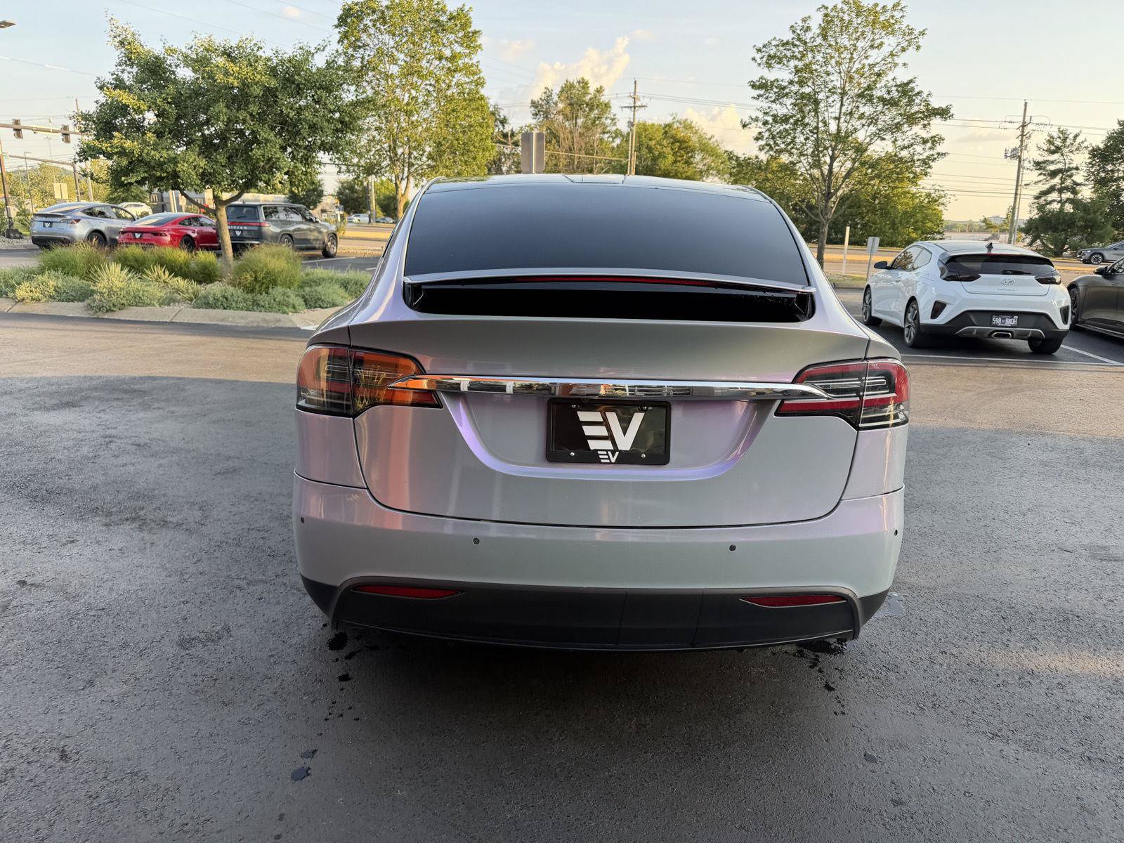 Used 2018 Tesla Model X 75D AWD/4WD image 7
