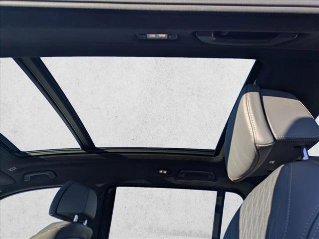 Used 2024 BMW X7 M60i w/ M Sport Professional Package image 21