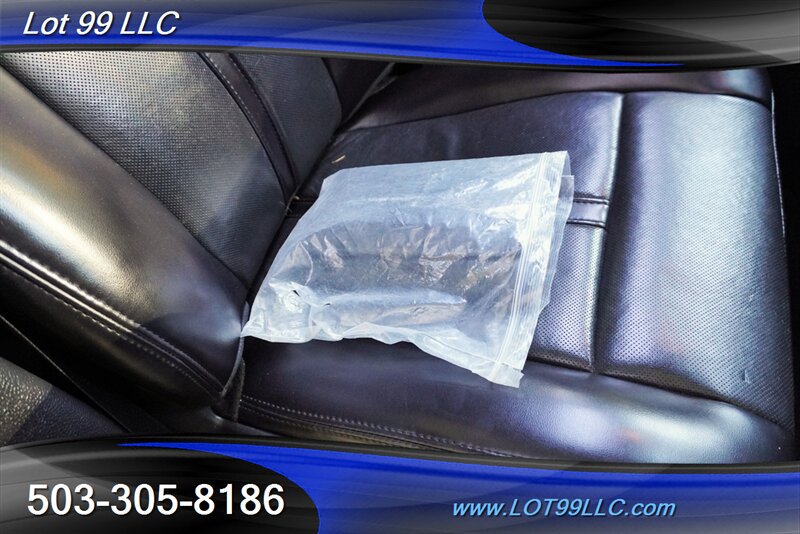 Used 2017 Lincoln Navigator Select AWD/4WD image 38