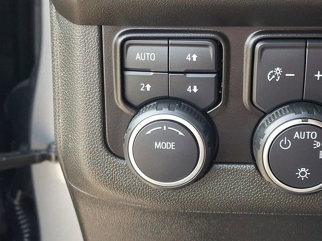 Used 2022 Chevrolet Tahoe Z71 AWD/4WD image 25