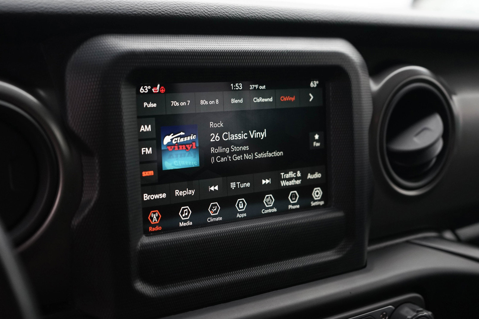 Used 2023 Jeep Wrangler Unlimited w/ Cold Weather Group image 13