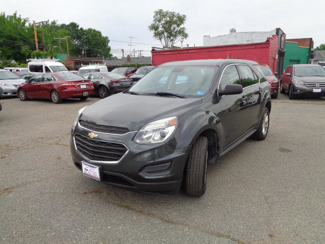 Used 2017 Chevrolet Equinox LS AWD/4WD image 1
