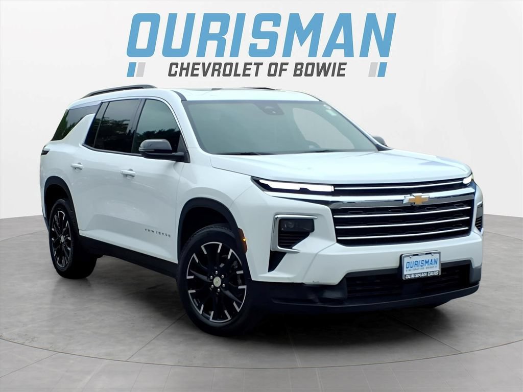 Certified 2026 Chevrolet Traverse LT w/ Sun and Wheel Package
