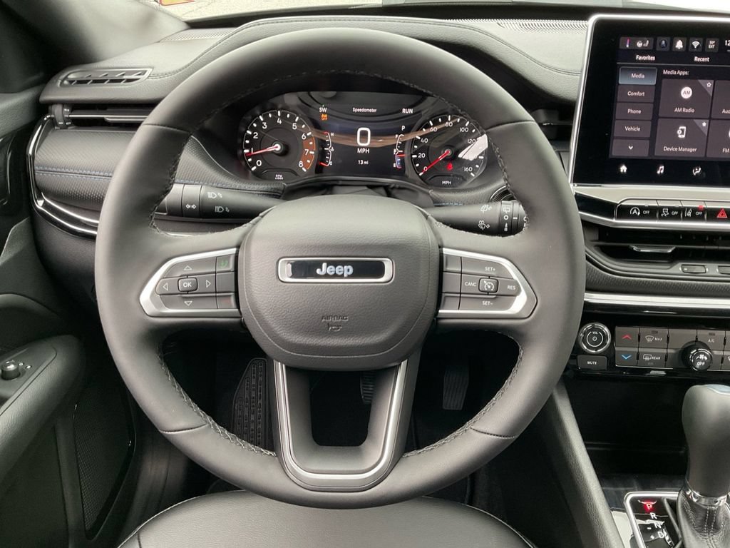 New 2026 Jeep Compass Latitude AWD/4WD image 17