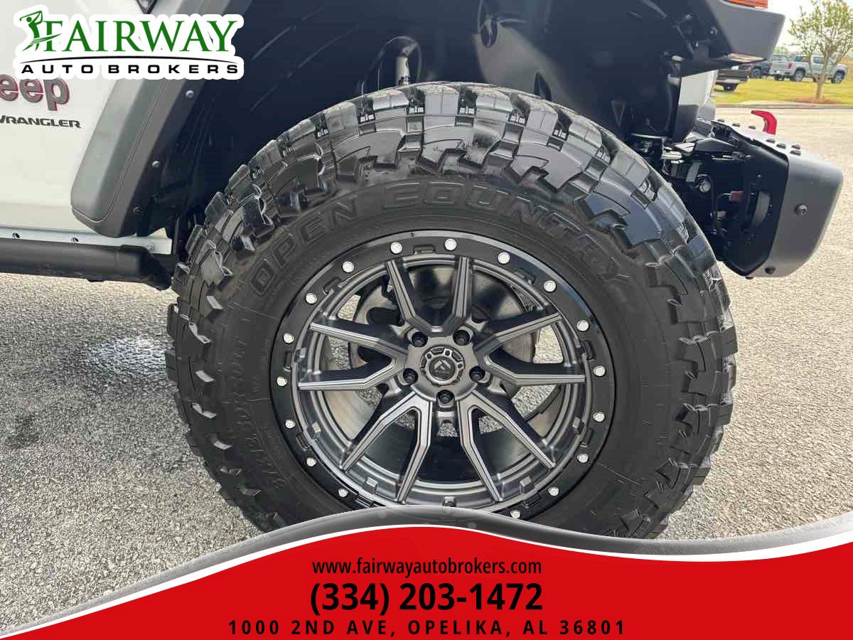 Used 2024 Jeep Wrangler Unlimited Rubicon w/ Capability Package AWD/4WD image 33