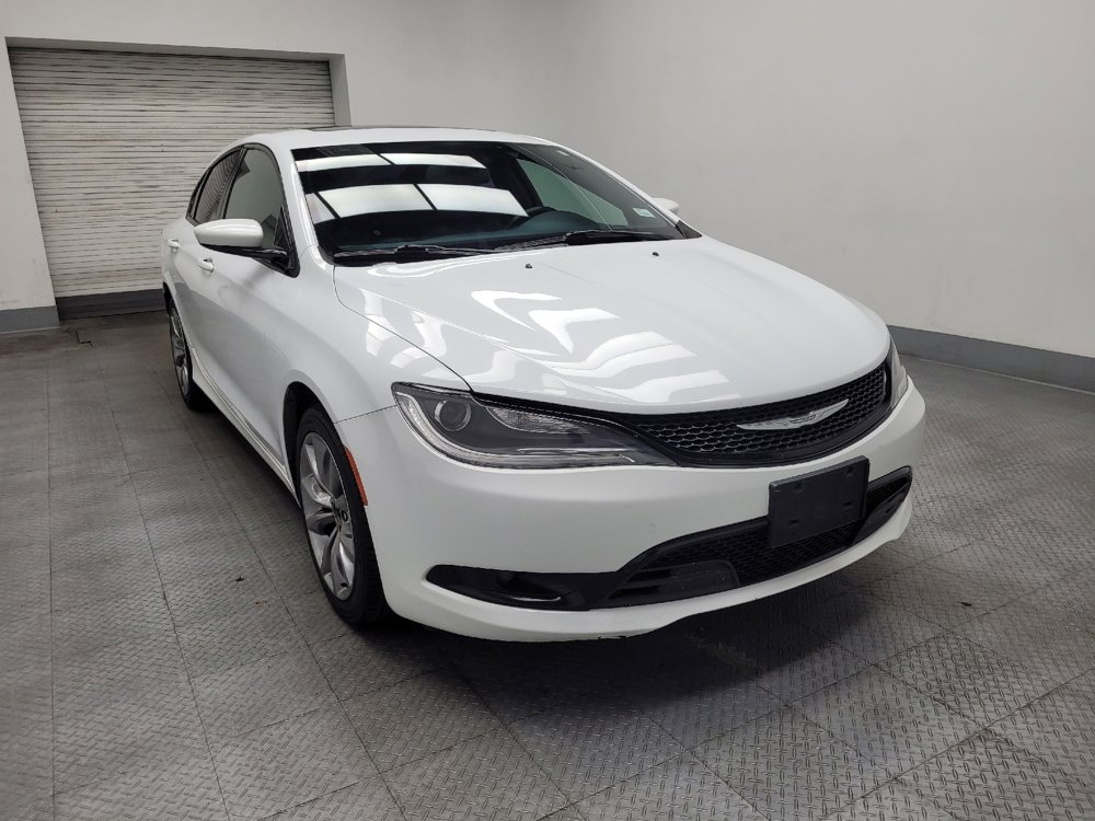 Used 2015 Chrysler 200 S image 13