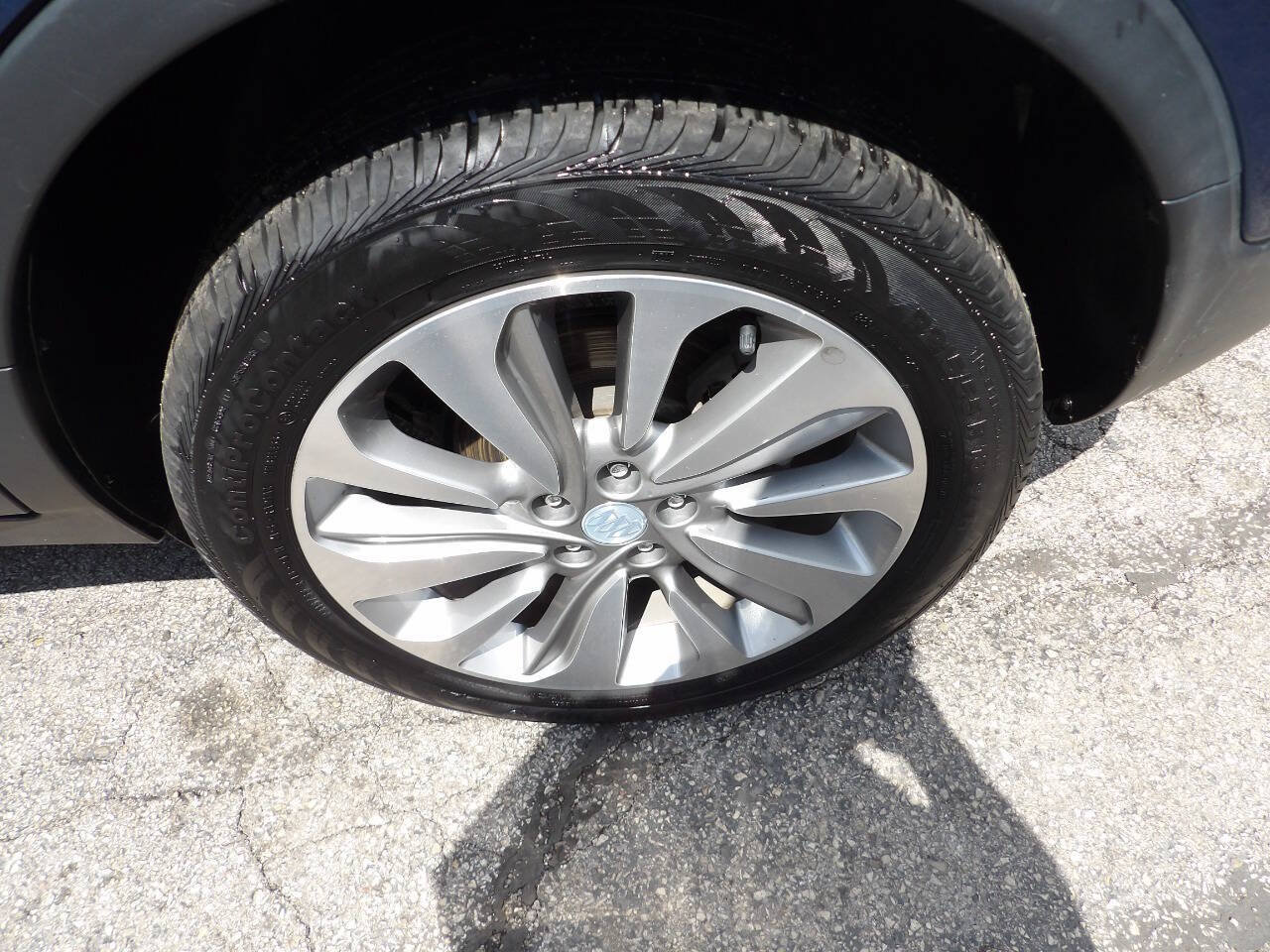 Used 2020 Buick Encore Preferred FWD image 6
