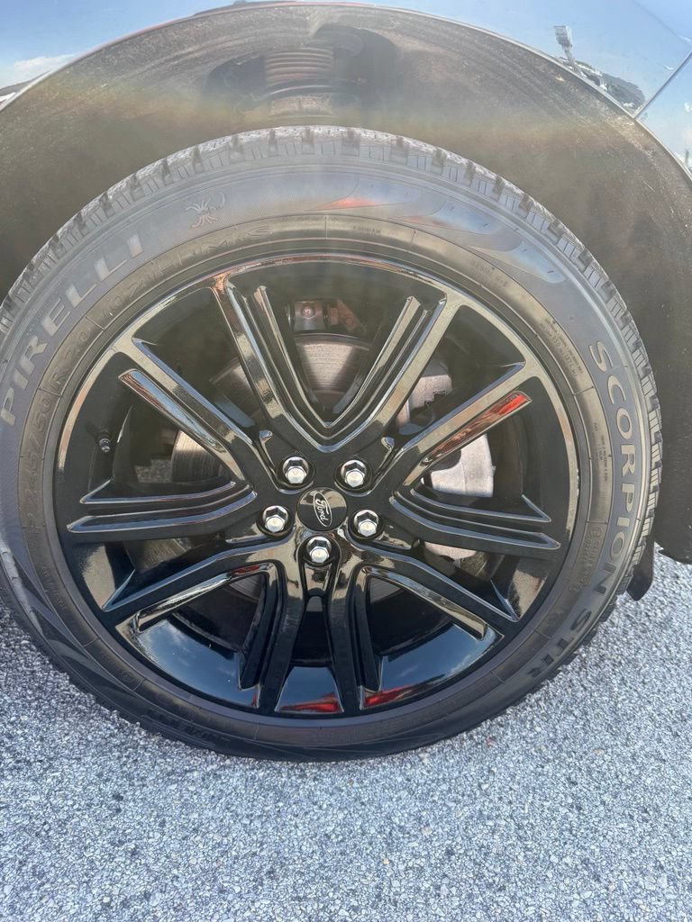 Used 2024 Ford Edge ST-Line AWD/4WD image 9