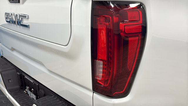 Used 2024 GMC Sierra 1500 Denali Ultimate AWD/4WD image 42
