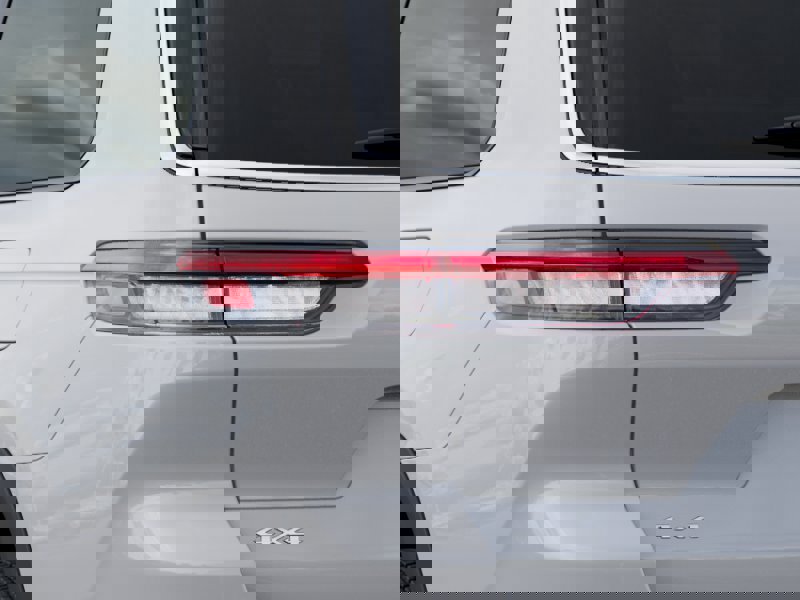 New 2026 Jeep Grand Cherokee L Laredo image 19