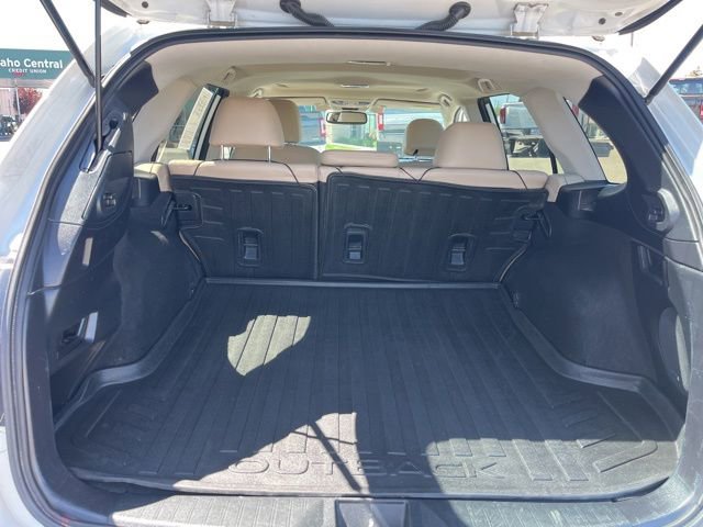 Used 2016 Subaru Outback 2.5i Limited AWD/4WD image 36