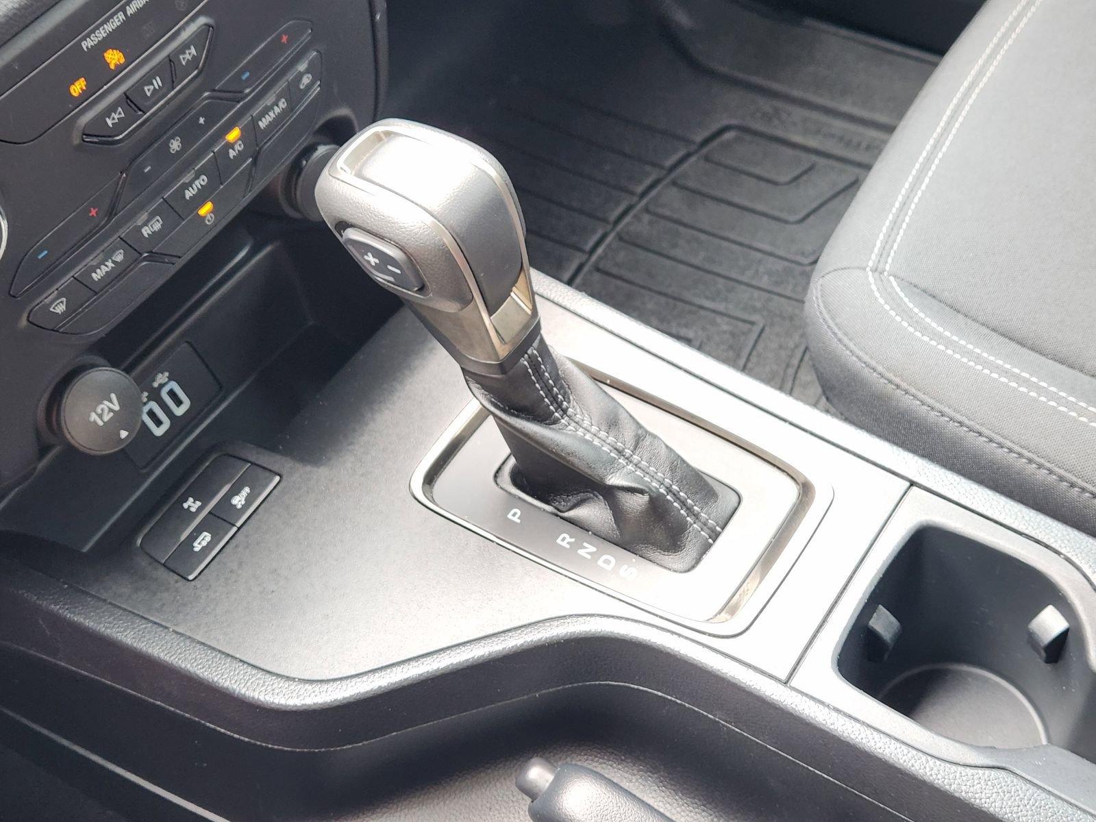 Used 2023 Ford Ranger XLT w/ Equipment Group 301A Mid image 22