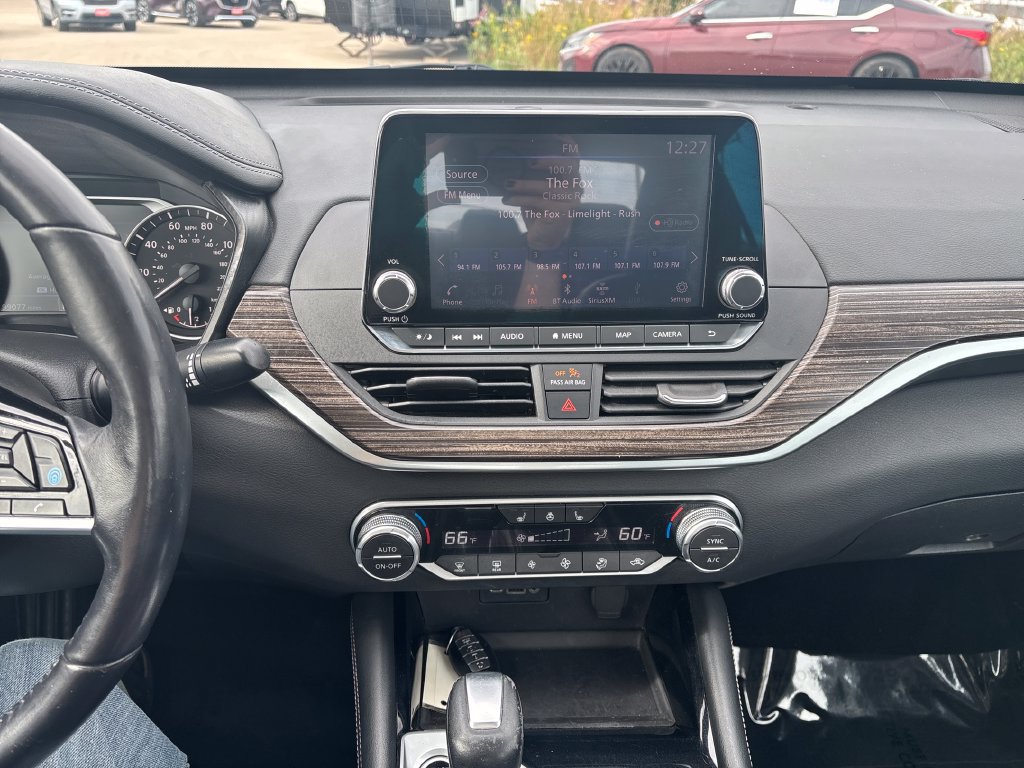 Used 2020 Nissan Altima 2.5 SL FWD image 19