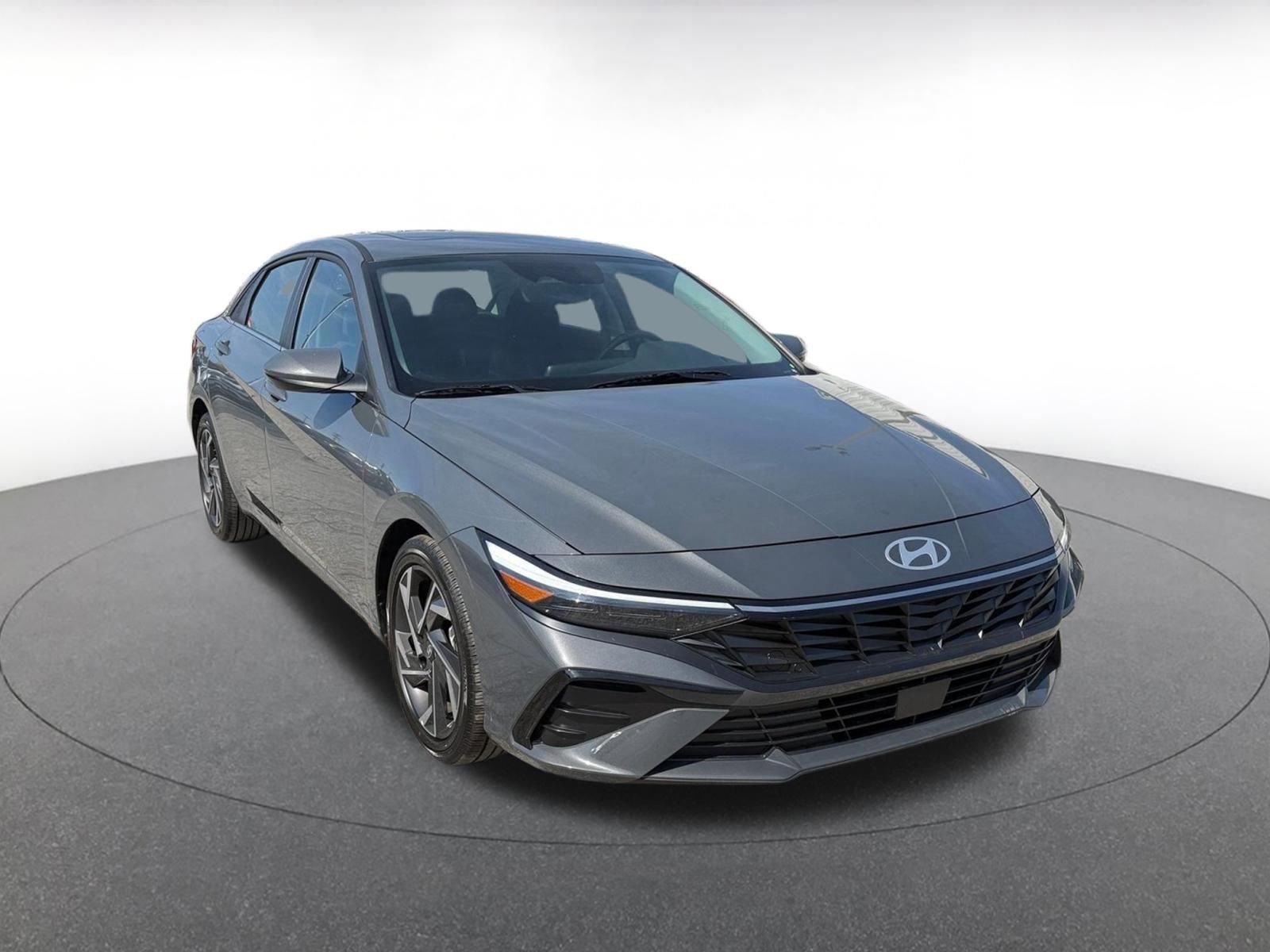 Used 2025 Hyundai Elantra SEL