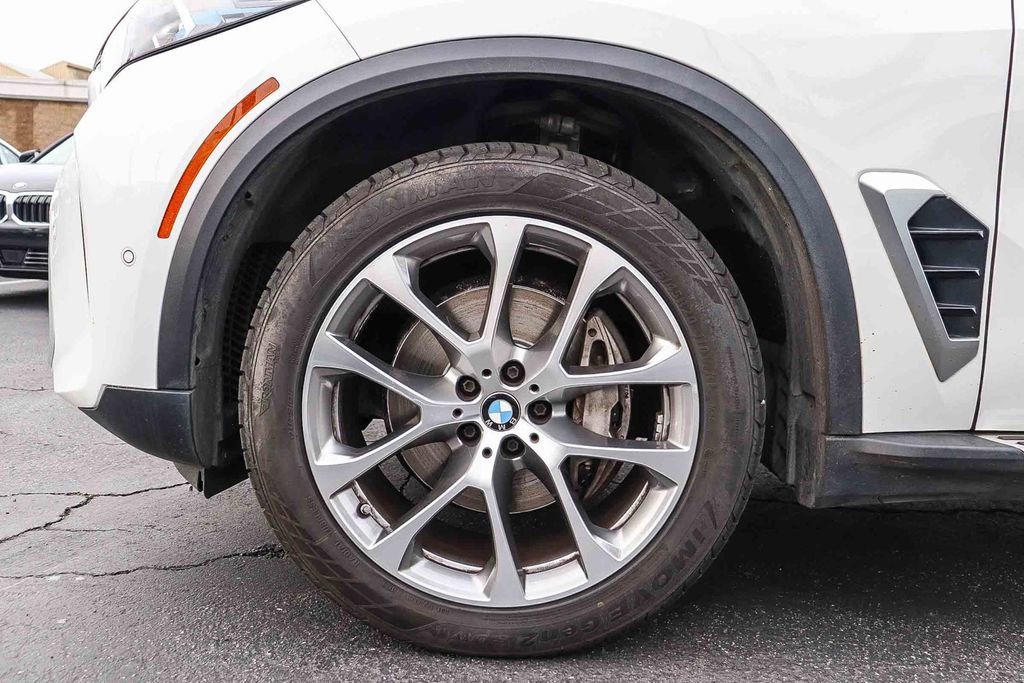 Used 2024 BMW X5 xDrive40i image 12