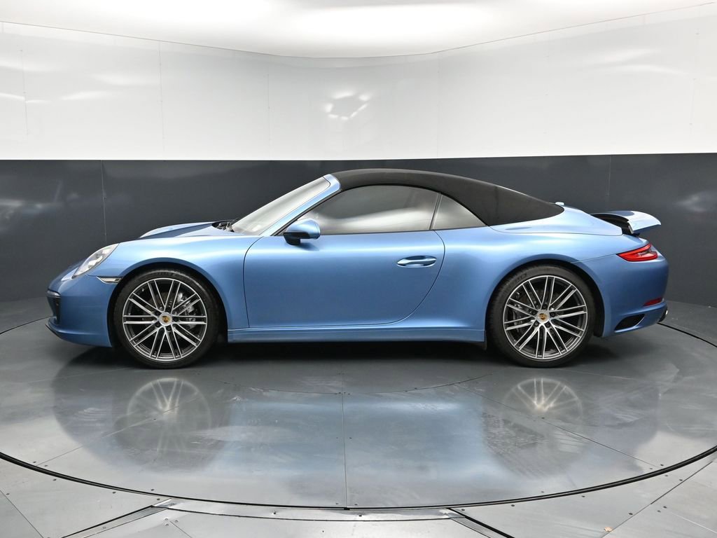 Certified 2019 Porsche 911 Carrera RWD image 2