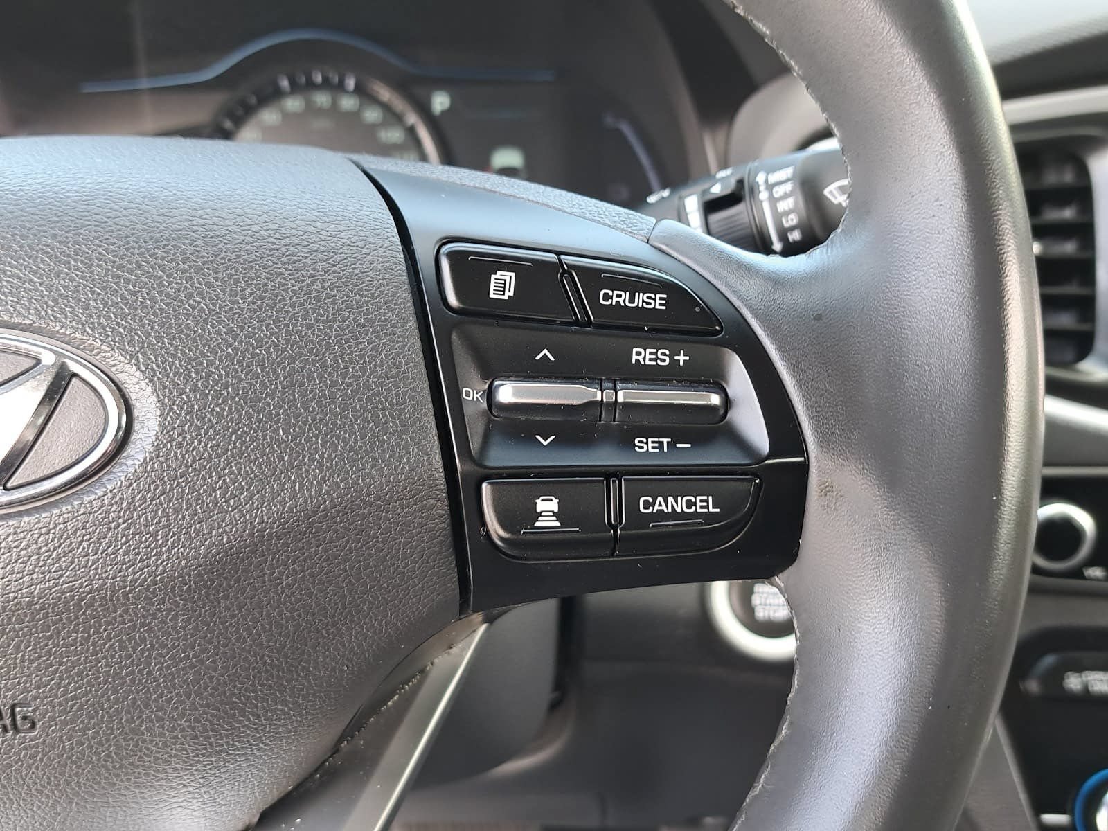 Used 2017 Hyundai Ioniq SEL w/ Tech Package 02 FWD image 17