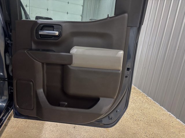 Used 2021 Chevrolet Silverado 1500 LT image 30