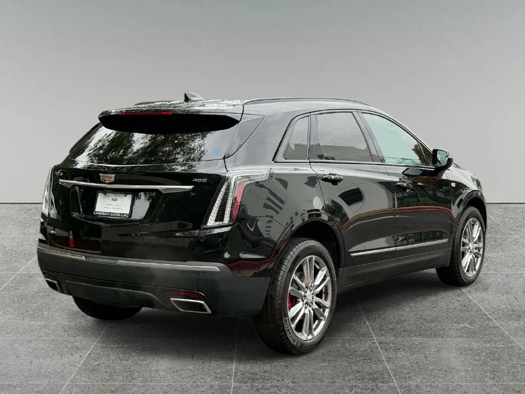 Certified 2026 Cadillac XT5 Sportv w/ LPO, Floor Liner Package AWD/4WD image 10