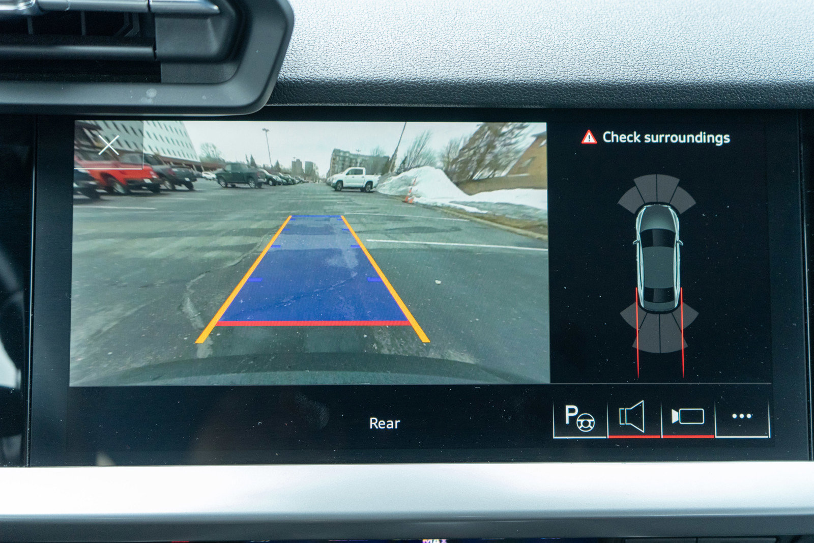 Used 2024 Audi A3 2.0T Premium image 18