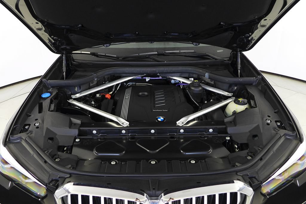 Used 2023 BMW X5 sDrive40i w/ Parking Assistance Package RWD image 6