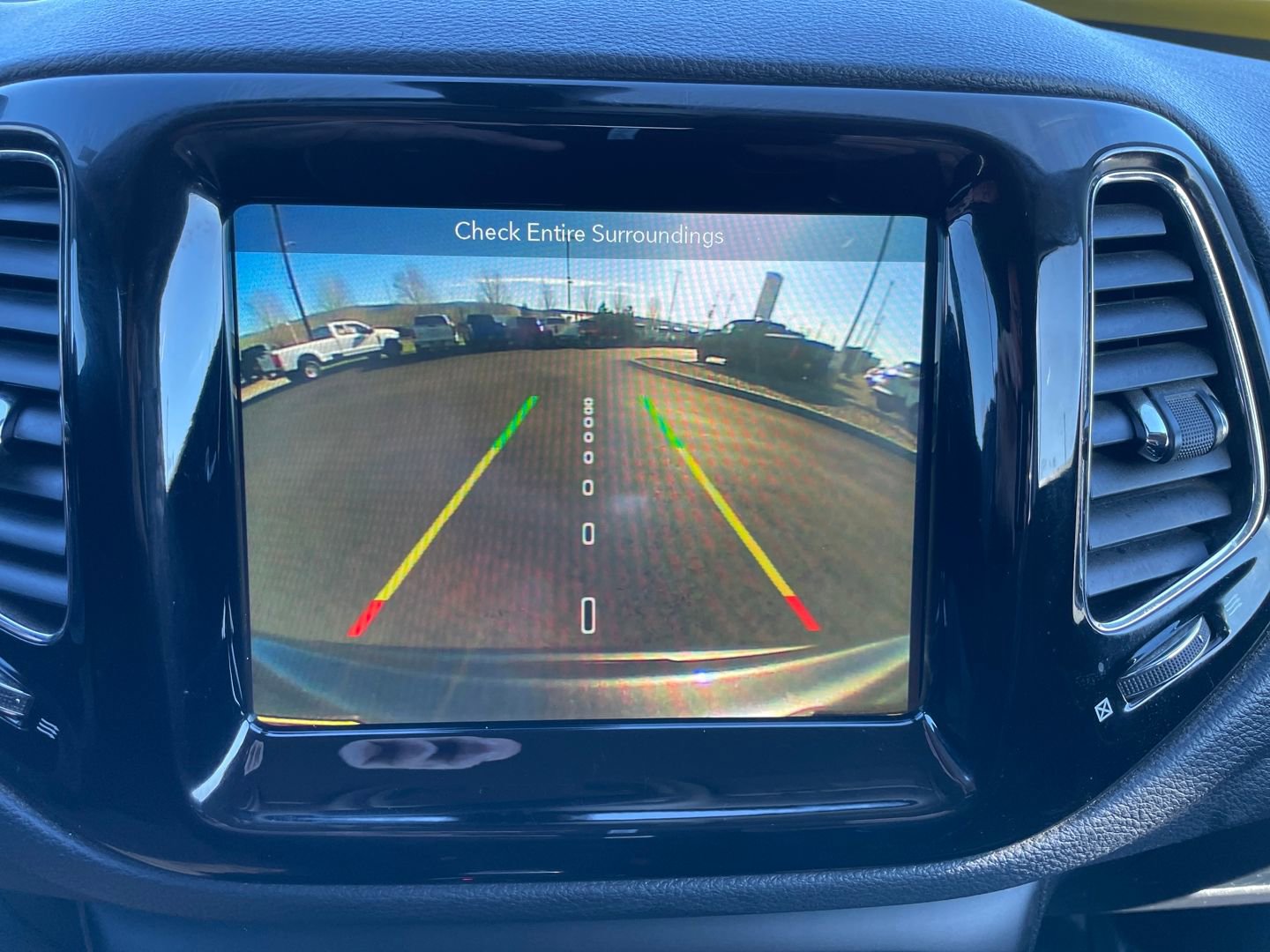 Used 2019 Jeep Compass Altitude AWD/4WD image 23