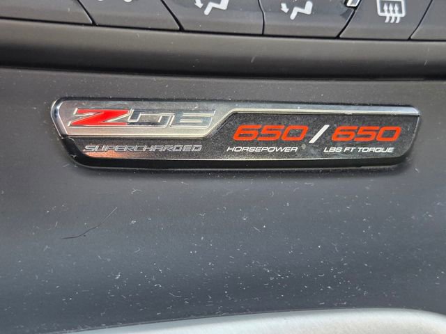 Used 2016 Chevrolet Corvette Z06 w/ 3LZ Preferred Equipment Group image 26