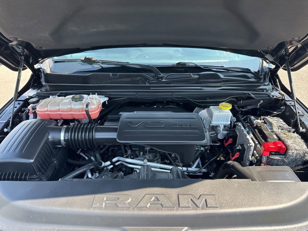 Used 2019 RAM 1500 Big Horn AWD/4WD image 10