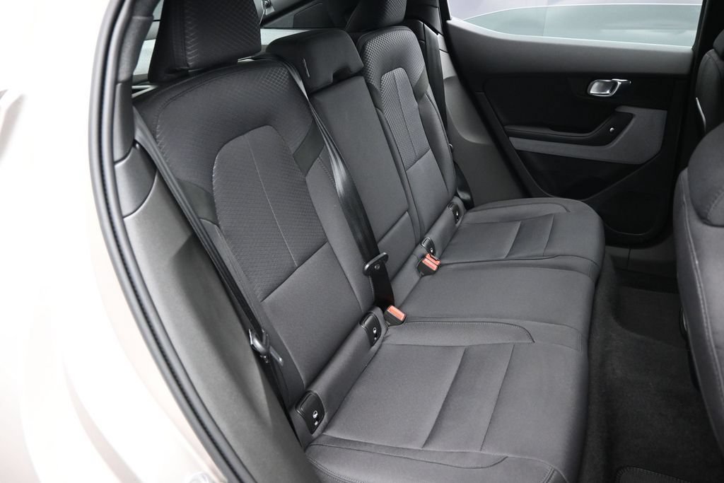 Used 2023 Polestar Polestar 2 w/ Pilot Pack AWD/4WD image 29