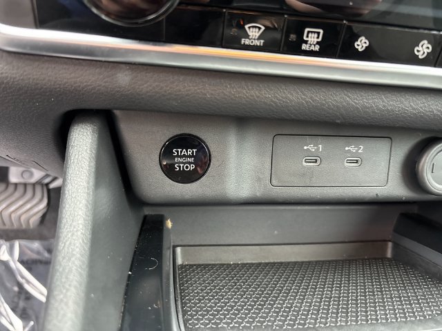 Certified 2025 Nissan Rogue SV AWD/4WD image 24