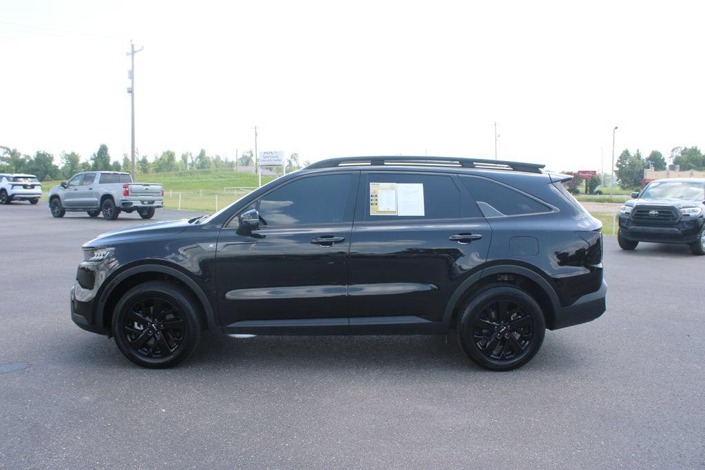 Used 2023 Kia Sorento S w/ Panoramic Sunroof Package AWD/4WD image 6