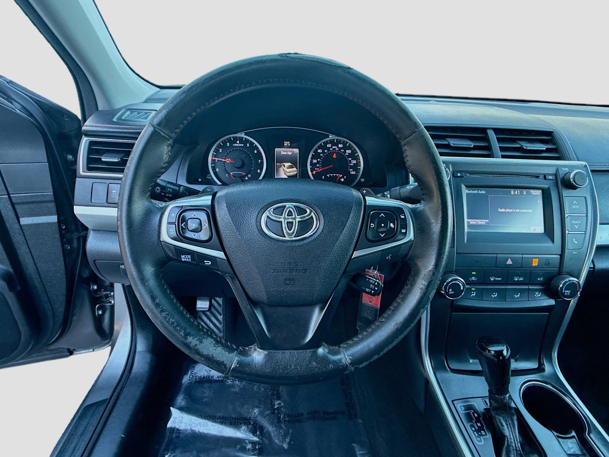Used 2017 Toyota Camry SE image 8