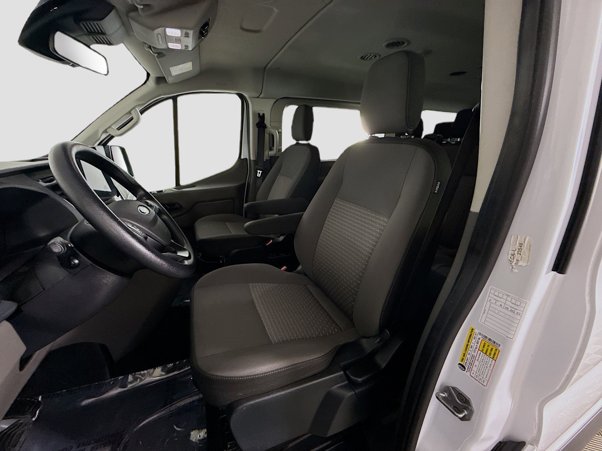 Used 2023 Ford Transit 350 XLT image 21