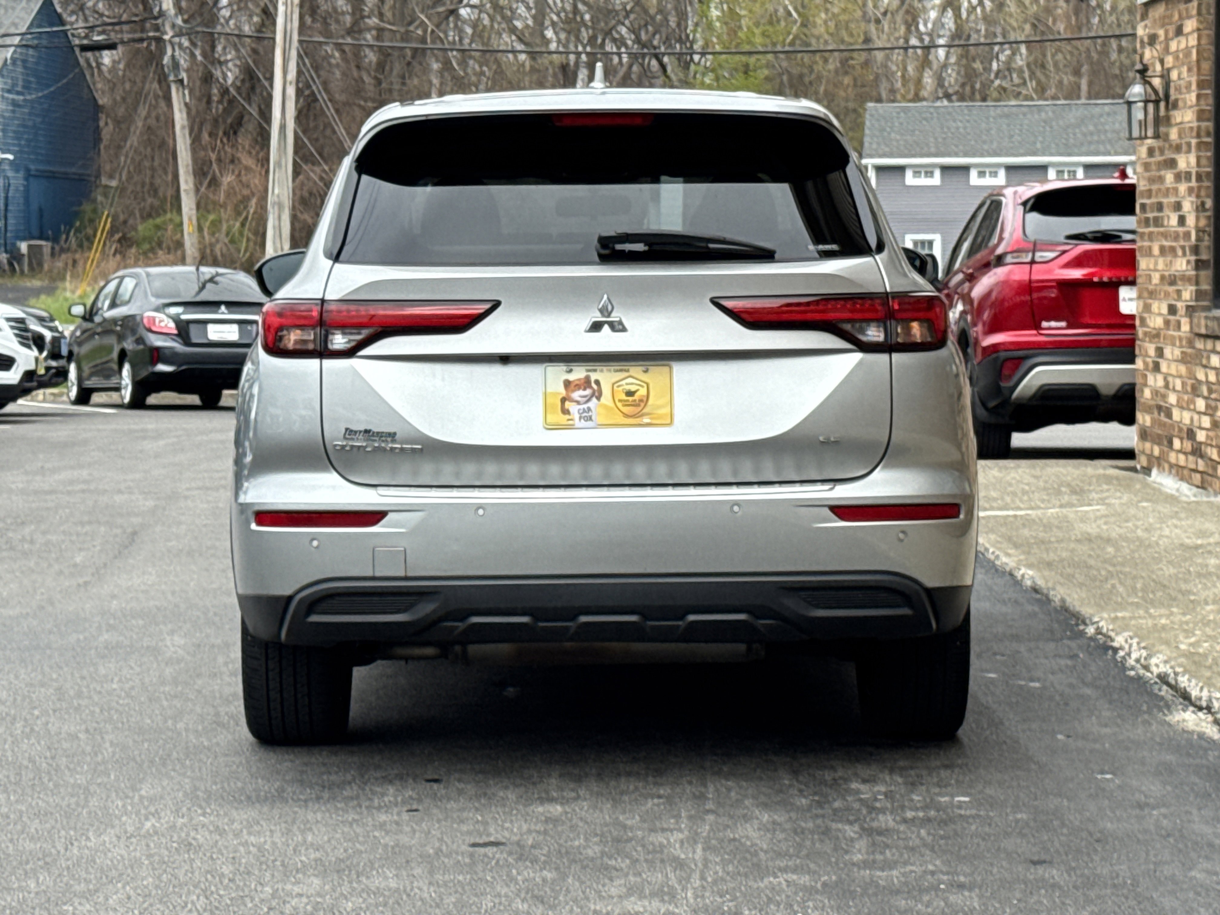 Used 2022 Mitsubishi Outlander SE AWD/4WD image 4
