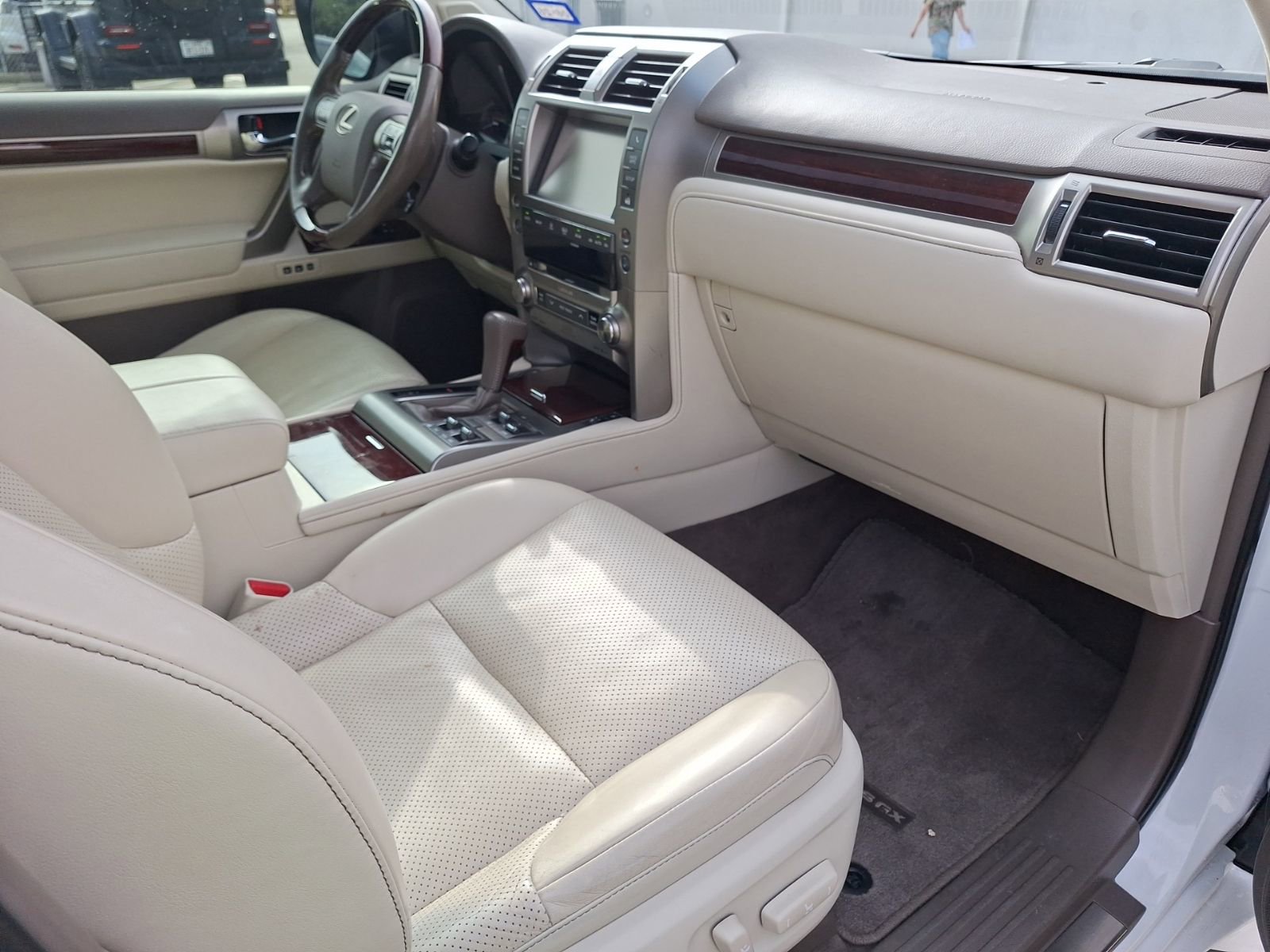 Used 2016 Lexus GX 460 Luxury image 34