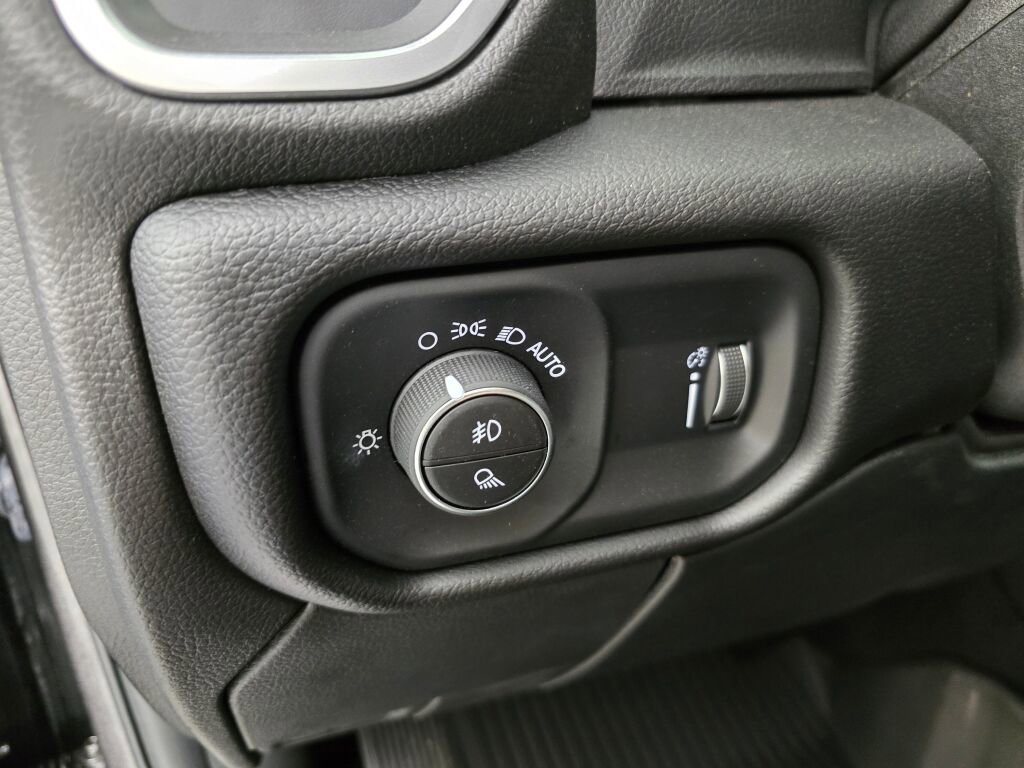 New 2026 RAM 2500 Big Horn image 18