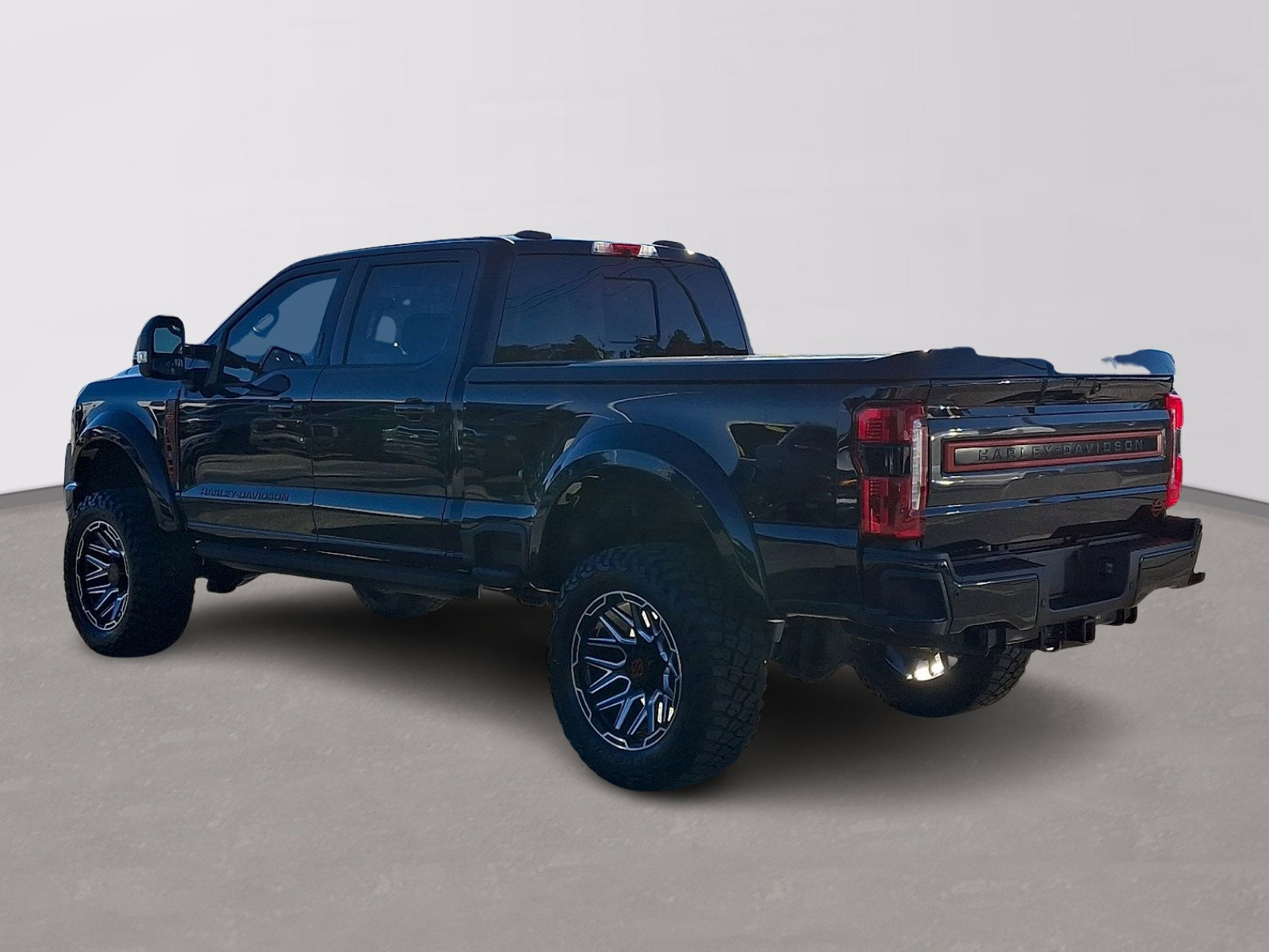 New 2026 Ford F250 Lariat w/ Black Appearance Package image 3