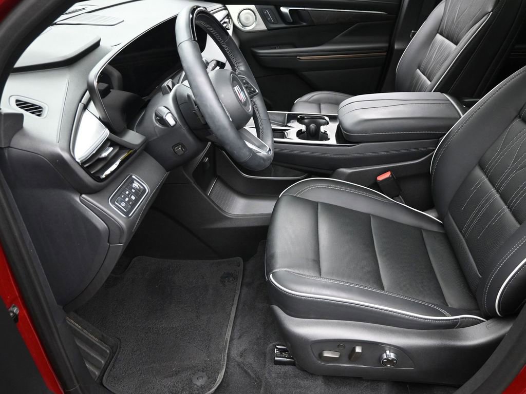 Certified 2025 Buick Enclave Avenir w/ Super Cruise Package image 18