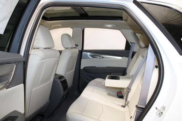 New 2026 Cadillac XT5 Premium Luxury w/ Driver Assist Package FWD image 8