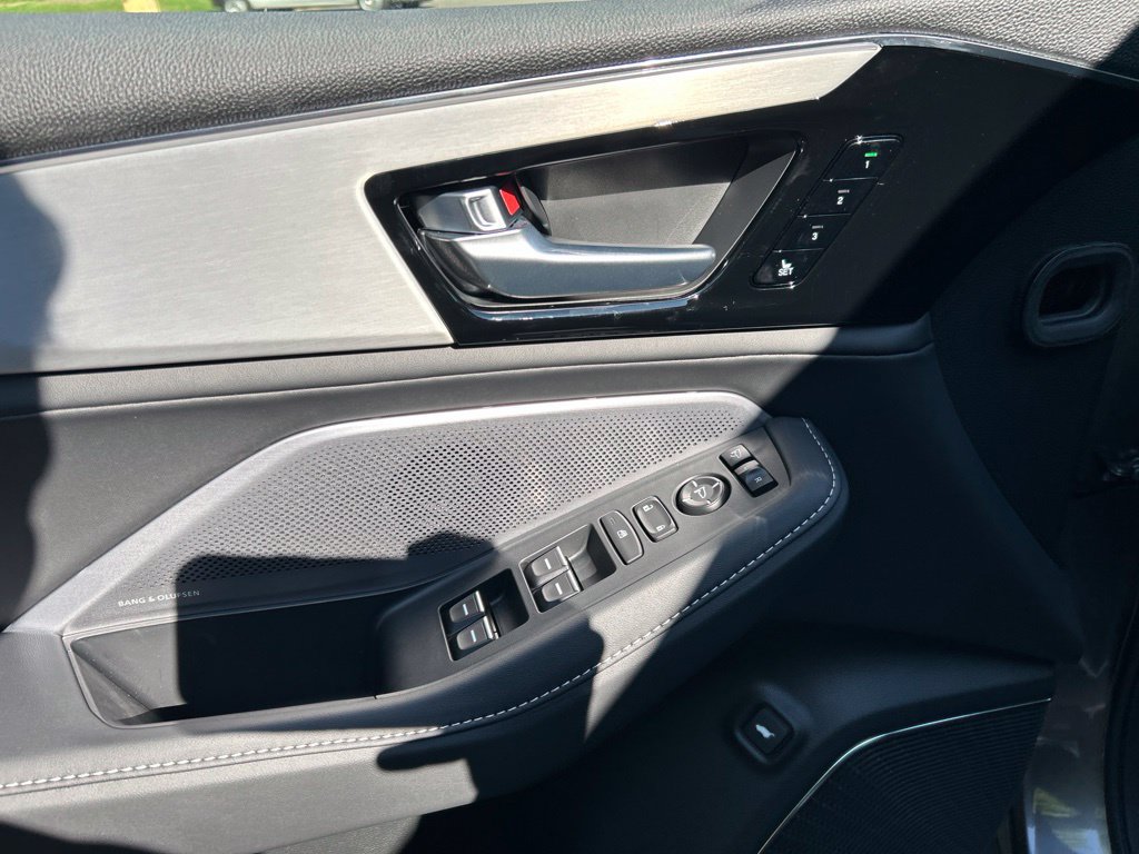 New 2026 Acura MDX w/ Technology Package AWD/4WD image 17