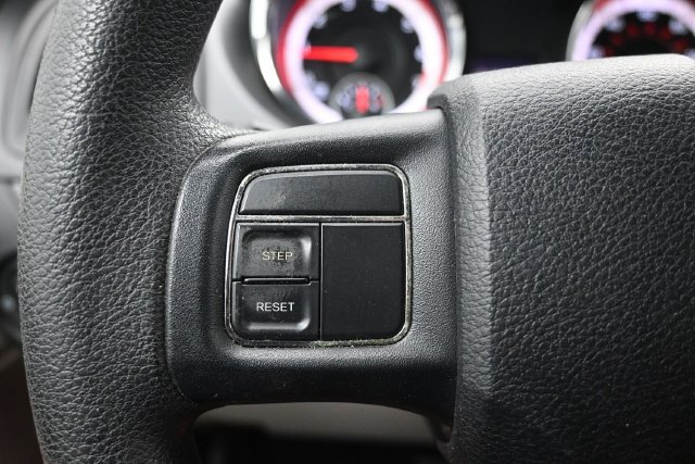Used 2014 Dodge Grand Caravan SXT FWD image 12
