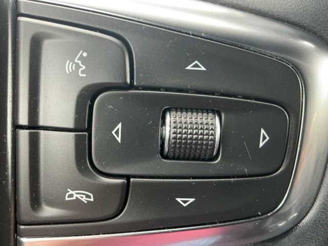 Used 2023 Chevrolet Blazer Premier image 22