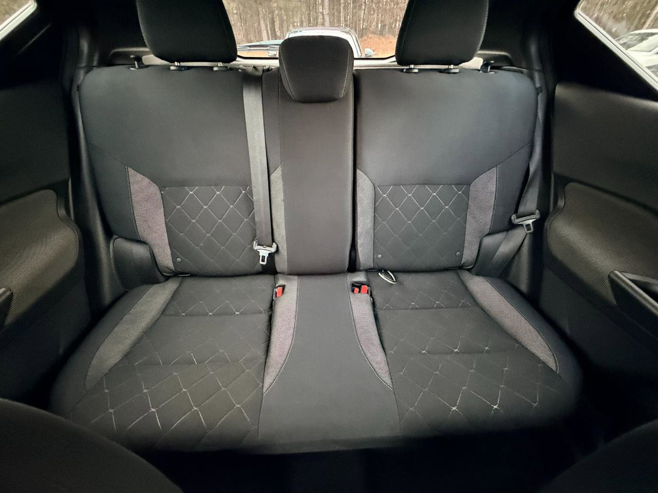 Used 2018 Nissan Kicks SV image 16