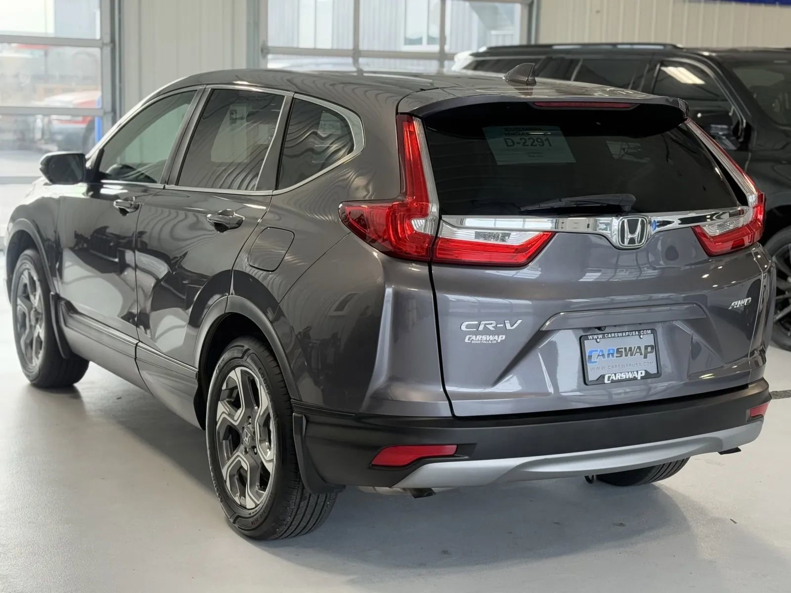 Used 2018 Honda CR-V EX image 5