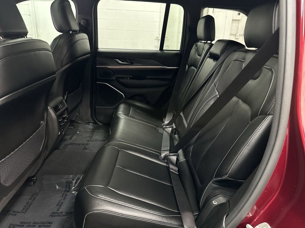 Used 2024 Jeep Grand Cherokee Limited 4xe image 39