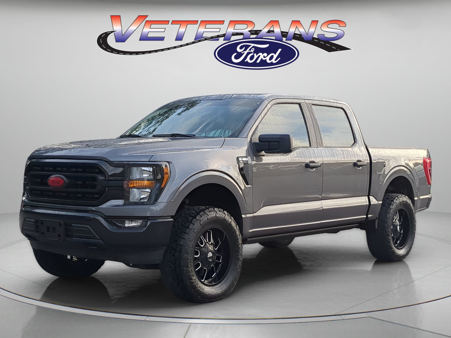 Used 2023 Ford F150 XLT w/ Bed Utility Package AWD/4WD image 1